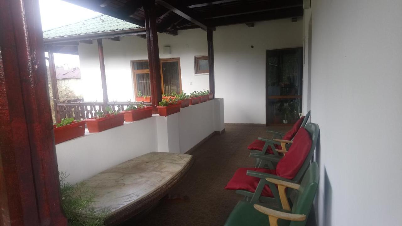 Casa "Ierusalim-Hozeva-Hozeva" Minastirea Neamt Exterior foto